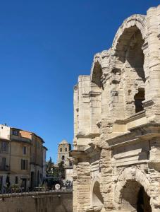 Et lokalt vartegn tæt på feriehuset