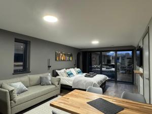 Posezení v ubytování Uno Carbis Bay - Luxury Serviced Accommodation