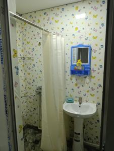 Et badeværelse på Asian Guest House 5