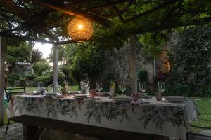 En have udenfor Panoramic villa with pool-COLLINABLU ROOMS