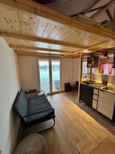 Kuchyň nebo kuchyňský kout v ubytování Splav na Savi 2