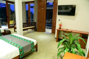 TV/trung tâm giải trí tại Moon Lanka Hotel Hikkaduwa