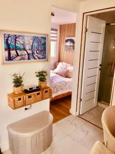 Postel nebo postele na pokoji v ubytování Faház a kilátónál Woodhouse Lux near Kőszeg 6km Szombathely 10km Bük 20km