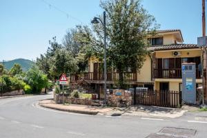 En generel udsigt til bjerge eller udsigt til bjerge taget fra lejligheden + 11 billeder