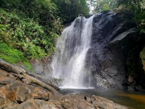 Φυσικό τοπίο κοντά σε αυτό το καταφύγιο