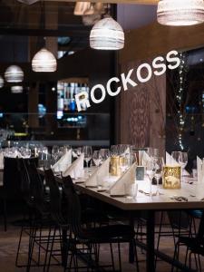 En restaurant eller et andet spisested på Private apartments!Oppdal Alpintun, Skisenter-Stølen + 34 billeder