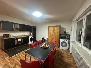 Køkken eller tekøkken på XXL-Cologne Cathedral Apartment