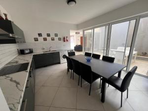 Nhà bếp/bếp nhỏ tại Villa Sunnyside