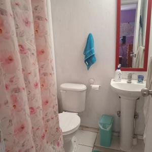 Koupelna v ubytování Pieza individual con baño privado en La Serena, Vicenza 562