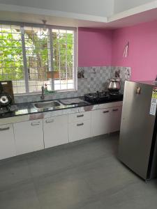 Køkken eller tekøkken på Varkala Beats - Traveller's Pad