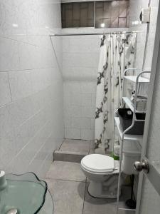 Et badeværelse på Chiclayo Living Tu Apartamento Ideal en el Centro