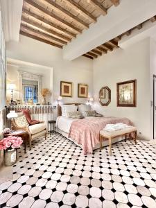 Postel nebo postele na pokoji v ubytování LES ANGES DELUXE AVIGNON Exclusive Romantic Home with Luxury Services - Tours