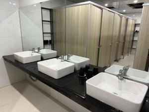 Et badeværelse på Lien Huong Hostel