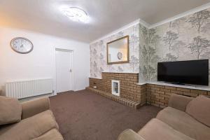 Et tv og/eller underholdning på Beamish Museum Retreat