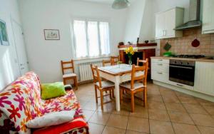 Kuchyň nebo kuchyňský kout v ubytování Il Poggetto 2