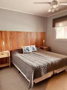 En eller flere senge i et værelse på Cerquita del Mar I