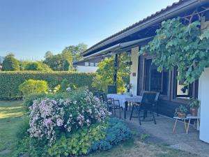 Billede fra billedgalleriet på Ferienhaus mit Sauna direkt am Ossiacher See und an der Gerlitzen Alpe i Bodensdorf