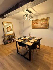 Fotografie z fotogalerie ubytování Cozy - Cœur de Ville v destinaci Valenciennes