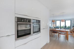 Kuchyň nebo kuchyňský kout v ubytování Innerdownie Jackie