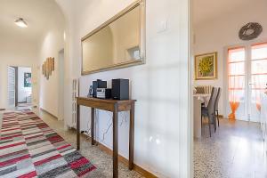 Nhà bếp/bếp nhỏ tại GARDALAND Residenza le Rose! 120 m2