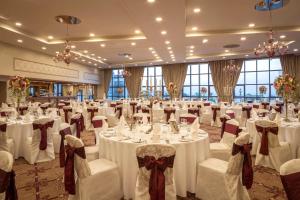 Restoranas ar kita vieta pavalgyti apgyvendinimo įstaigoje Royal Marine Hotel