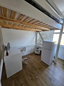 Galeriebild der Unterkunft Studio flat in Seven Sisters - ideal for couple in London