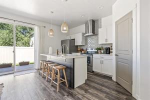 Køkken eller tekøkken på The Bella! West Nampa Private 3 Bedroom Home + 26 billeder