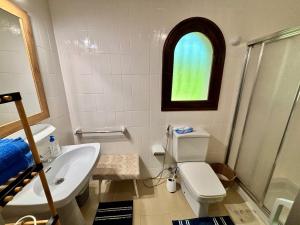 Et badeværelse på Casa Estrella + 16 billeder