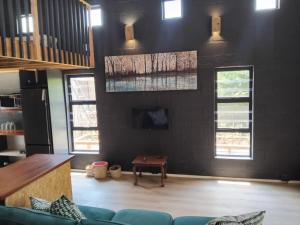 Et tv og/eller underholdning på Homies on Church