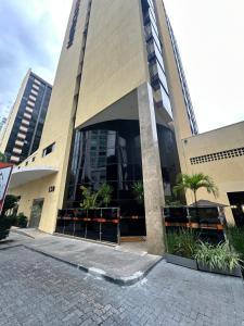 Bygningen som lejlighedshotellet ligger i + 2 billeder