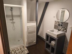 Koupelna v ubytování Charmante maison centre village