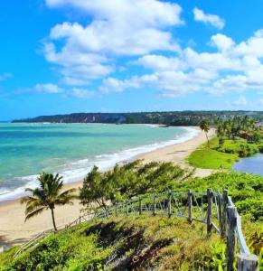 Příroda nedaleko prázdninového domu + 12 fotografií