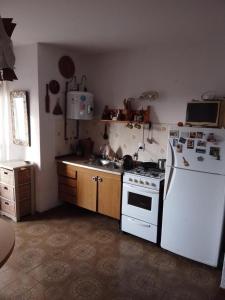 Køkken eller tekøkken på Departamento amueblado en pleno centro San Bernardo