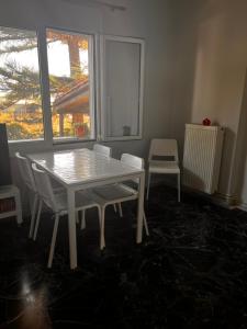 Afbeelding uit fotogalerij van arokaria apt in Rethimnon +13 foto's