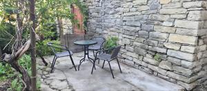 En terrasse eller udendørsområde på Afina center apartment