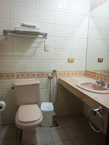 Koupelna v ubytování Hotel ASTURIAS BOUTIQUE