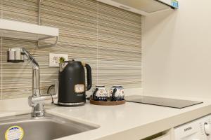 Køkken eller tekøkken på Seoul COMOCASA Fully Furnished Studio