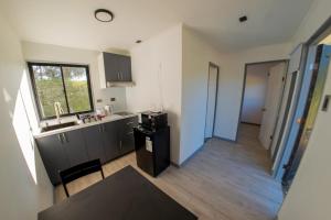 Nhà bếp/bếp nhỏ tại Cabañas Callihue