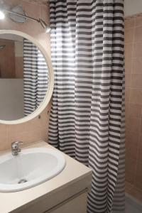 Koupelna v ubytování Appartement Vue mer La Croix Valmer