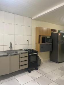 Køkken eller tekøkken på Casa a 3km da PRAIA Central