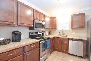 Køkken eller tekøkken på Urban Townhouse Retreat