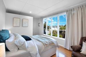 Billede fra billedgalleriet på Plum Coastal Cottage i Raumati Beach