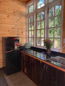 Kuchyň nebo kuchyňský kout v ubytování Lưng Đồi Homestay