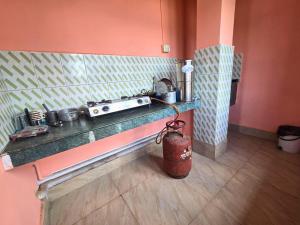 Kuchyň nebo kuchyňský kout v ubytování Entire 1BHK & 2BHK apartments at Taj Residency Holiday Homestay + 23 fotografií