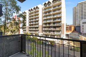 En balkon eller terrasse på Luxury East Perth - Sleeps 2 - Superior WiFi