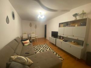 Et tv og/eller underholdning på Centrum u Magdy