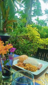 Mad på hotellet eller i nærheden