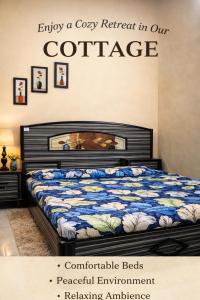 Postel nebo postele na pokoji v ubytování Ashish Baug Cottage