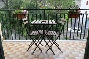 A balcony or terrace at La Sorgente B&B