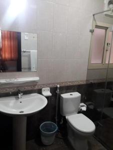 Et badeværelse på Fursan Apartment